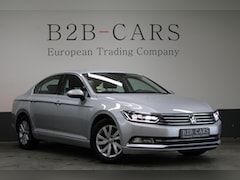Volkswagen Passat - 1.6 TDI Comfortline | LED | Navi | ACC