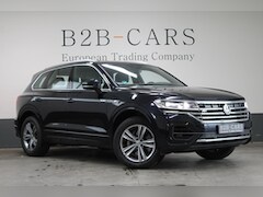 Volkswagen Touareg - 3.0 TSI R-Line | Leder | Trekhaak | LED |