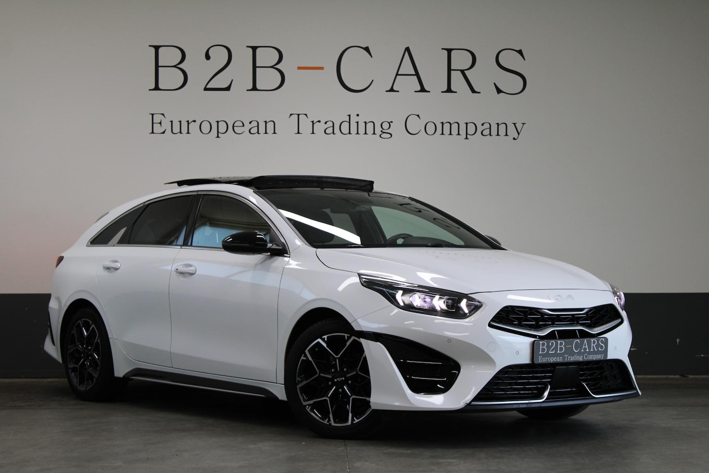 Kia Pro cee'd - 1.0 T-GDi GT-PlusLine | Panoramadak | Trekhaak | JBL - AutoWereld.nl