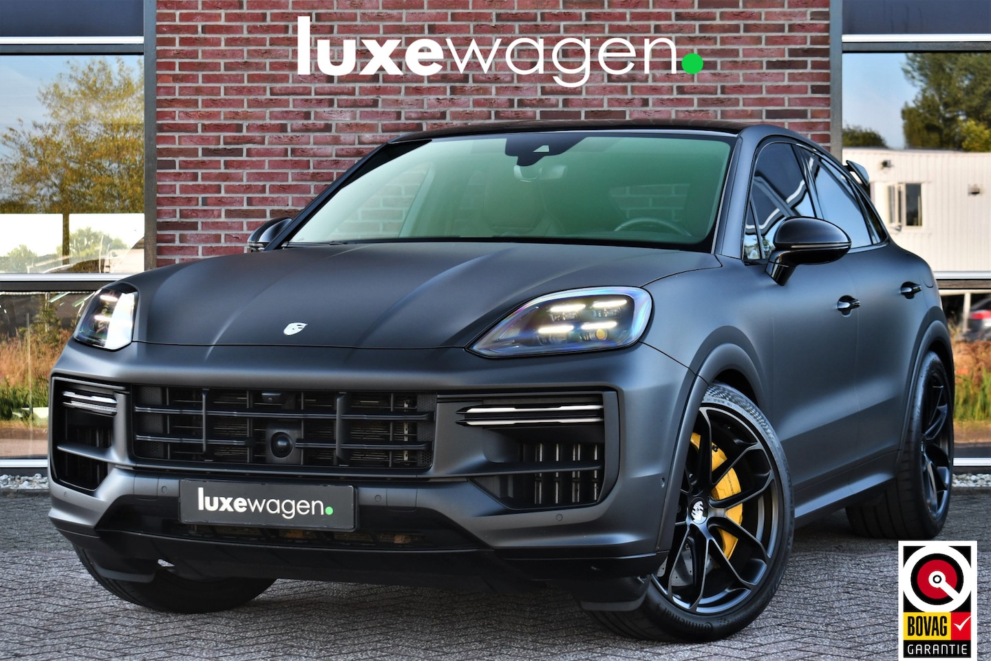 Porsche Cayenne Coupé - 4.0 Turbo E-Hybrid GT Burmester PDCC Carbon HUD ACC - AutoWereld.nl