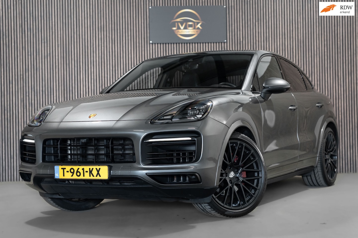 Porsche Cayenne Coupé - 3.0 E-Hybrid Platinum Edition Pano Full Option - AutoWereld.nl