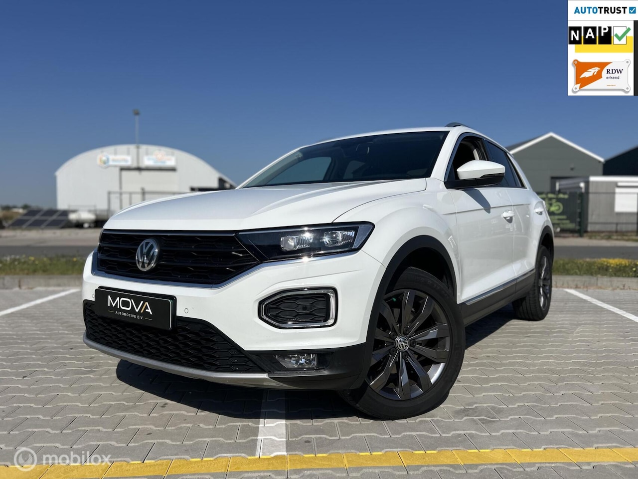 Volkswagen T-Roc - 1.5 TSI Sport Business R|DSG|CRUISE CONTR| - AutoWereld.nl