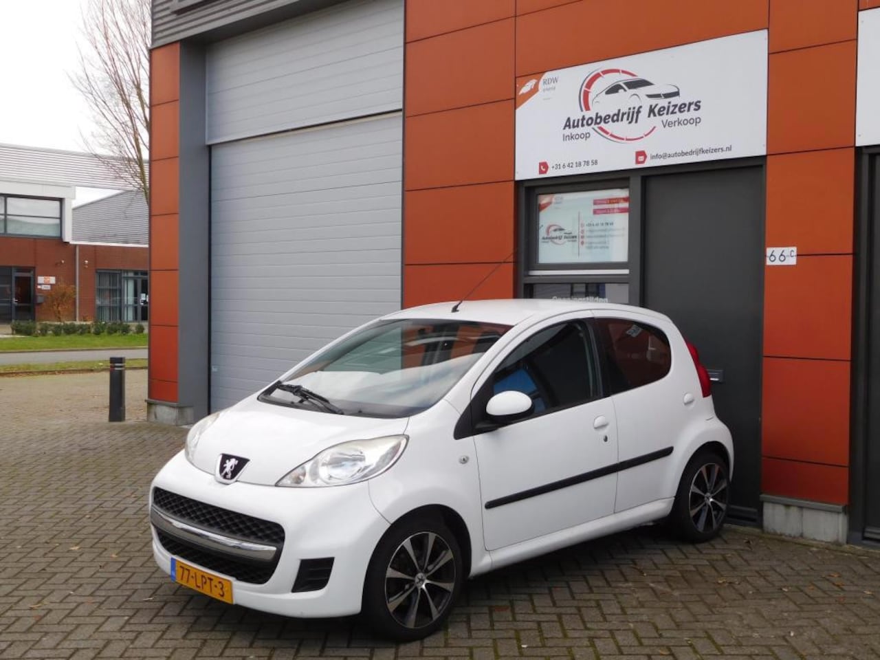 Peugeot 107 - 1.0-12V XS APK AIRCO CNTRL NAP ELEK RAMEN - AutoWereld.nl