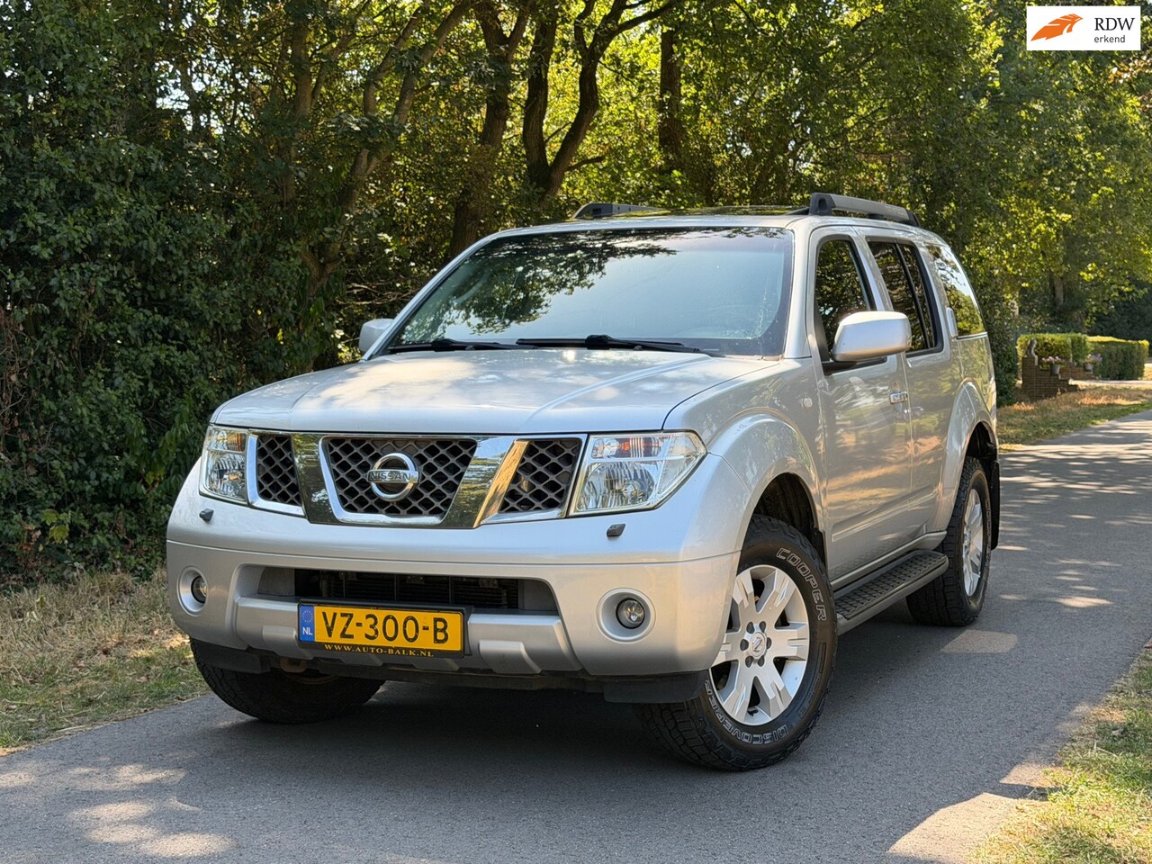 Nissan Pathfinder - 2.5 SE | Grijskenteken + Leder + Schuif/kanteldak - AutoWereld.nl