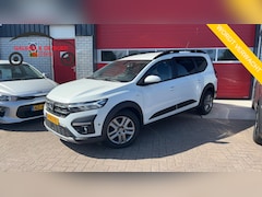 Dacia Jogger - 1.0 TCe Comfort 7p. CARPLAY / CAMERA / KEYLESS / NAVI / PDC / BLUETOOTH / CRUISE / NL-AUTO