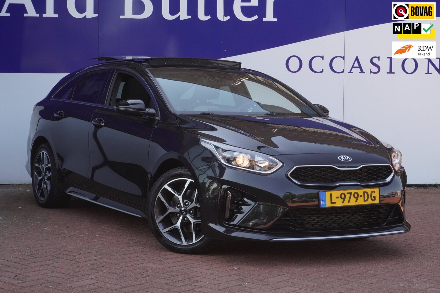 Kia Pro cee'd - 1.5 T-GDi 160PK GT-Line+Breed-Navigatie+camera+ecc+Panodak+ 17"Lmv = ORIG/NL !! - AutoWereld.nl