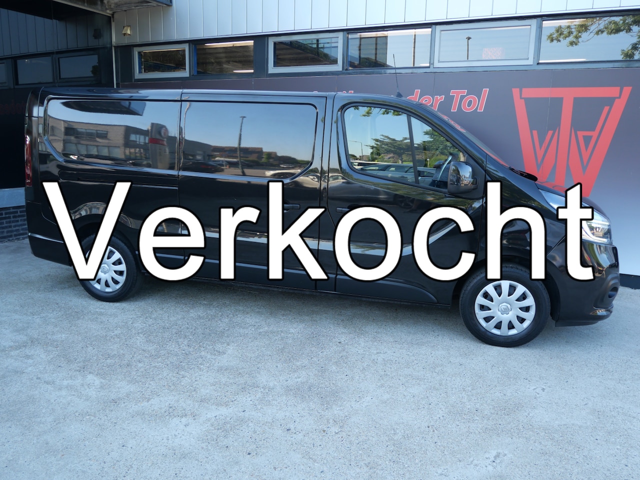 Renault Trafic - 2.0 dCi T29 L2H1 WORK EDITION | NAVI | TREKHAAK | CRUISE | LED | 120 PK | EURO 6!! - AutoWereld.nl