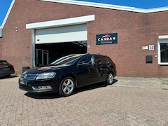 Volkswagen Passat Variant - 1.4 TSI Trendline BlueMotion | Nieuwe Distributieketting | Lederen bekleding