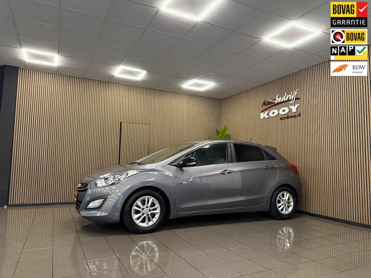 Hyundai i30 - 1.6 GDI Go! * Afn. Trekhaak / Navigatie / Camera / LM Velgen / NL Auto * - AutoWereld.nl