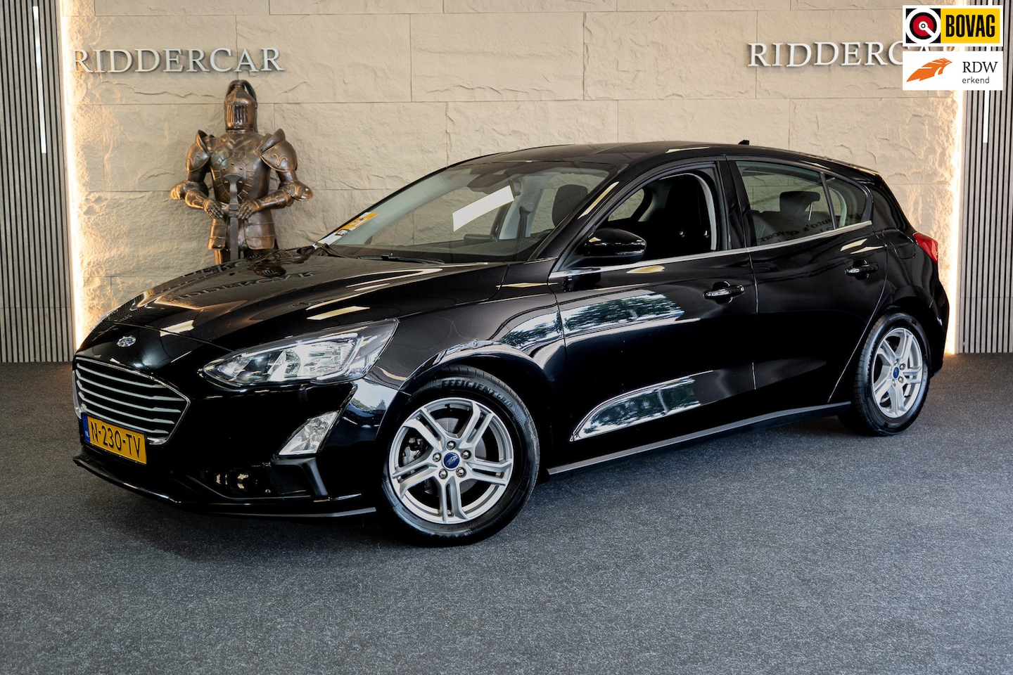 Ford Focus - 1.0 EcoBoost Hybrid Titanium X Business|GARANTIE|TREKHAAK|1E EIG|AIRCO|NAVI| - AutoWereld.nl
