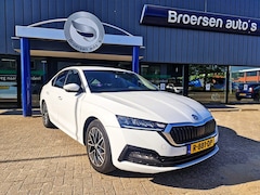 Skoda Octavia - 1.5 TSI First Edition | 150PK | 1e eigenaar | Apple / Android | Camera |