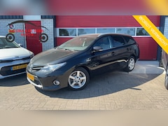 Toyota Auris Touring Sports - 1.8 Hybrid Lease+ PANORAMADAK / CAMERA / STOELVERW / NAVI / CLIMA / PDC / BLUETOOTH / CRUI