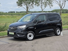 Opel Combo - 1.5D L1H1 Edition Navi, Euro6, NAP, Airco, 3-Zits, 102Pk, Trekhaak, Pdc, 1e Eigenaar