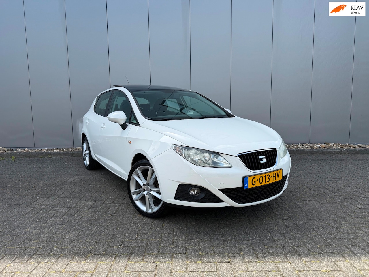 SEAT Ibiza - 1.4 Sport-up|PANO|CRUISE|AIRCO|LMV - AutoWereld.nl