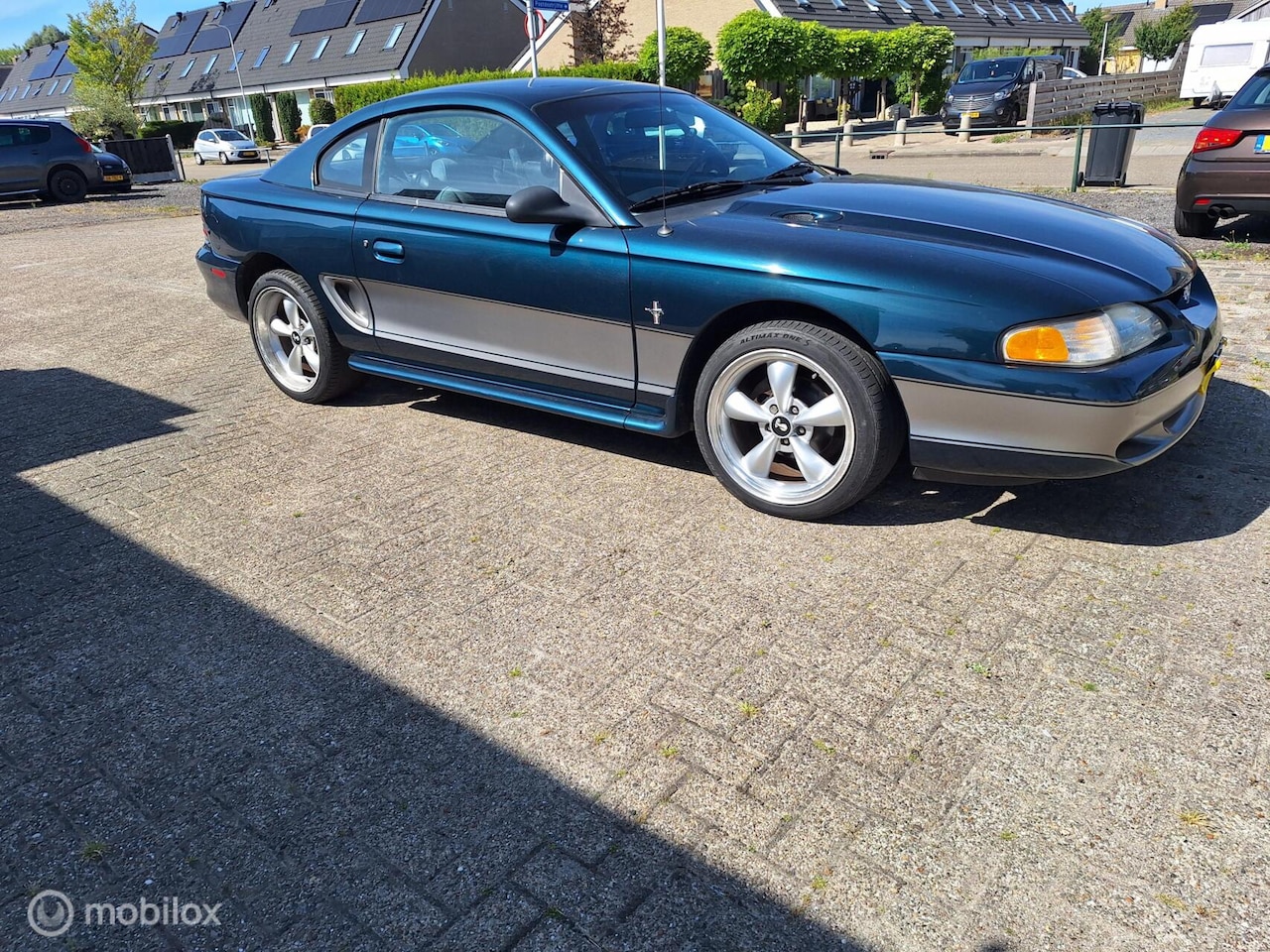 Ford Mustang - USA 3.8 Coupé - AutoWereld.nl