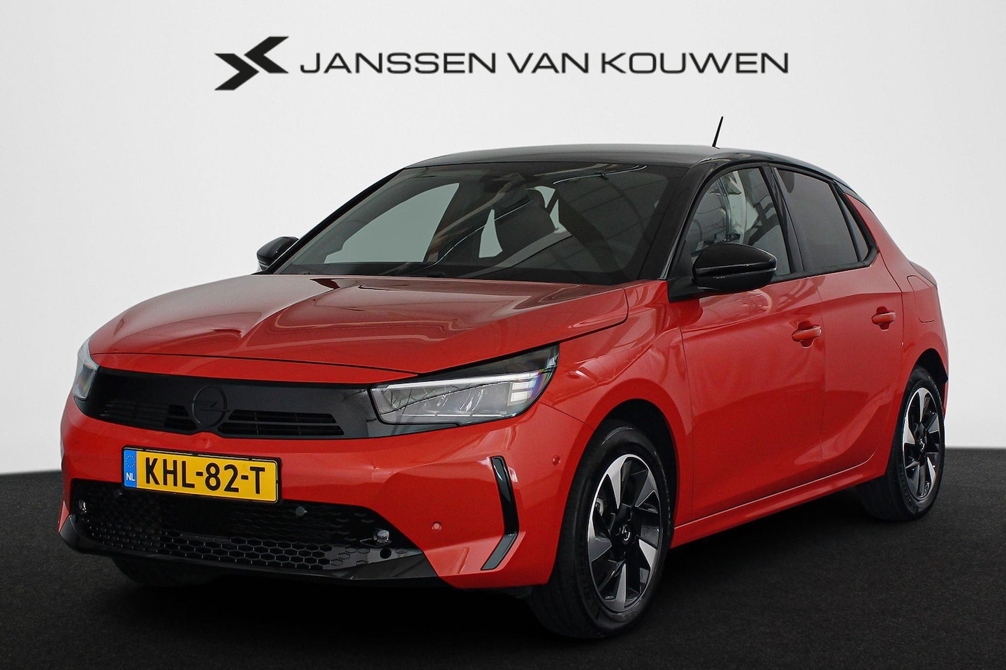 Opel Corsa Electric - Long Range Yes 51 kWh Stuur-Stoelverwarming Camera Apple CarPlay - AutoWereld.nl