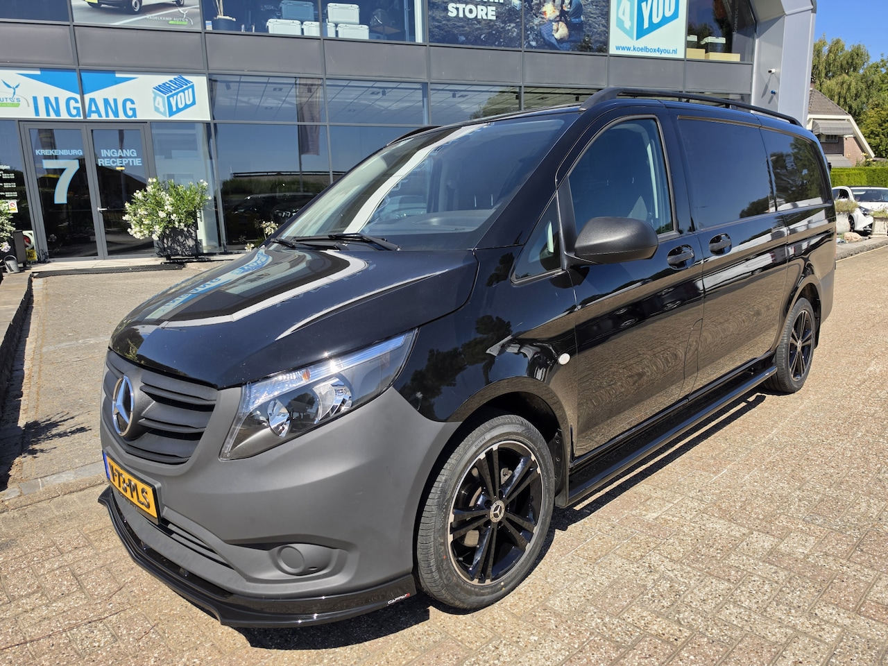 Mercedes-Benz Vito - 114 CDI L2 Automaat * Dubbele Schuifdeur * Trekhaak * Camera * - AutoWereld.nl