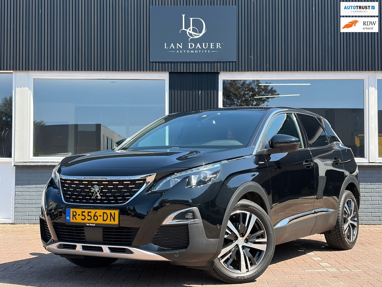 Peugeot 3008 - 1.2 PureTech GT Line / Automaat / Camera ! - AutoWereld.nl
