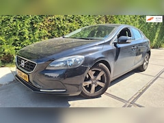 Volvo V40 - 1.6 D2