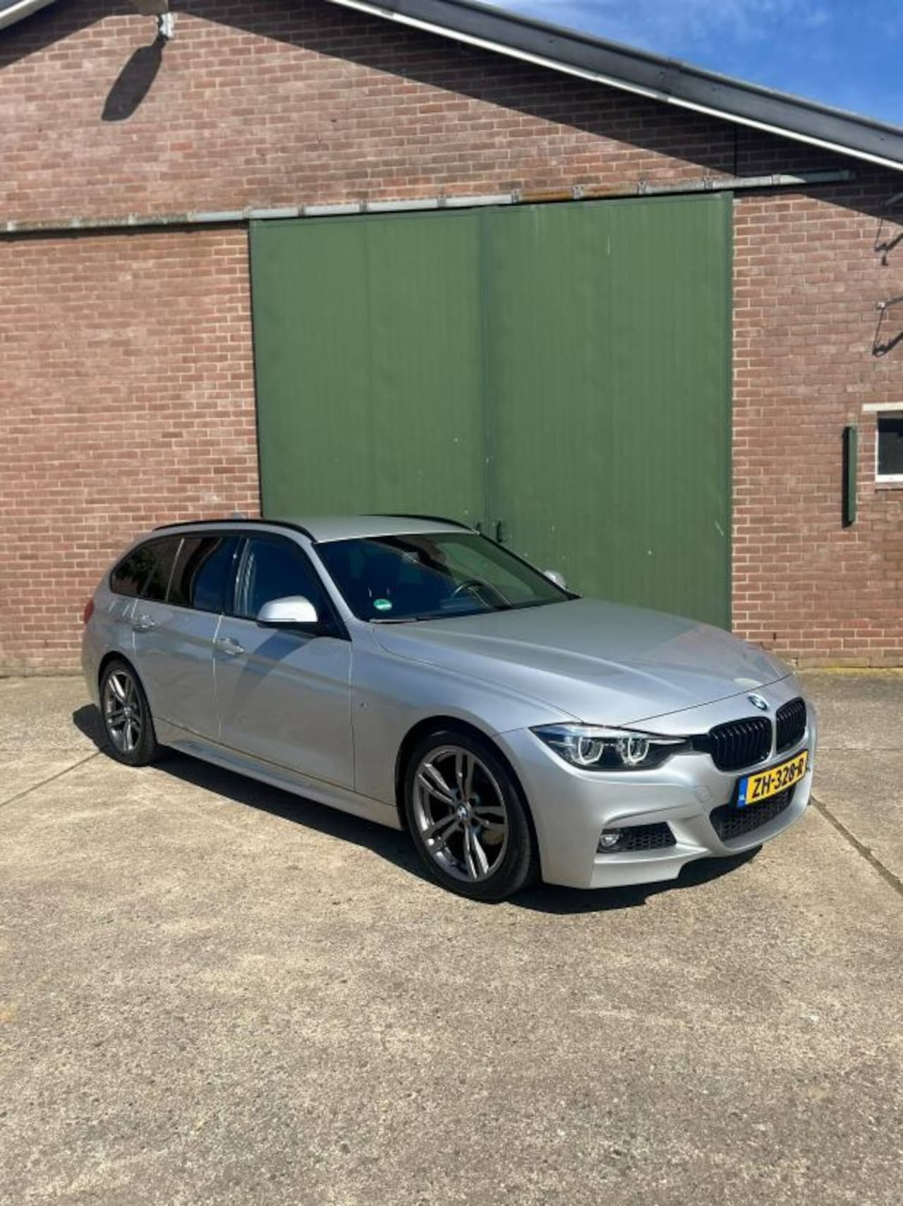 BMW 3-serie Touring - 318i M Sport Corporate Lease 318i M Sport Corporate Lease - AutoWereld.nl