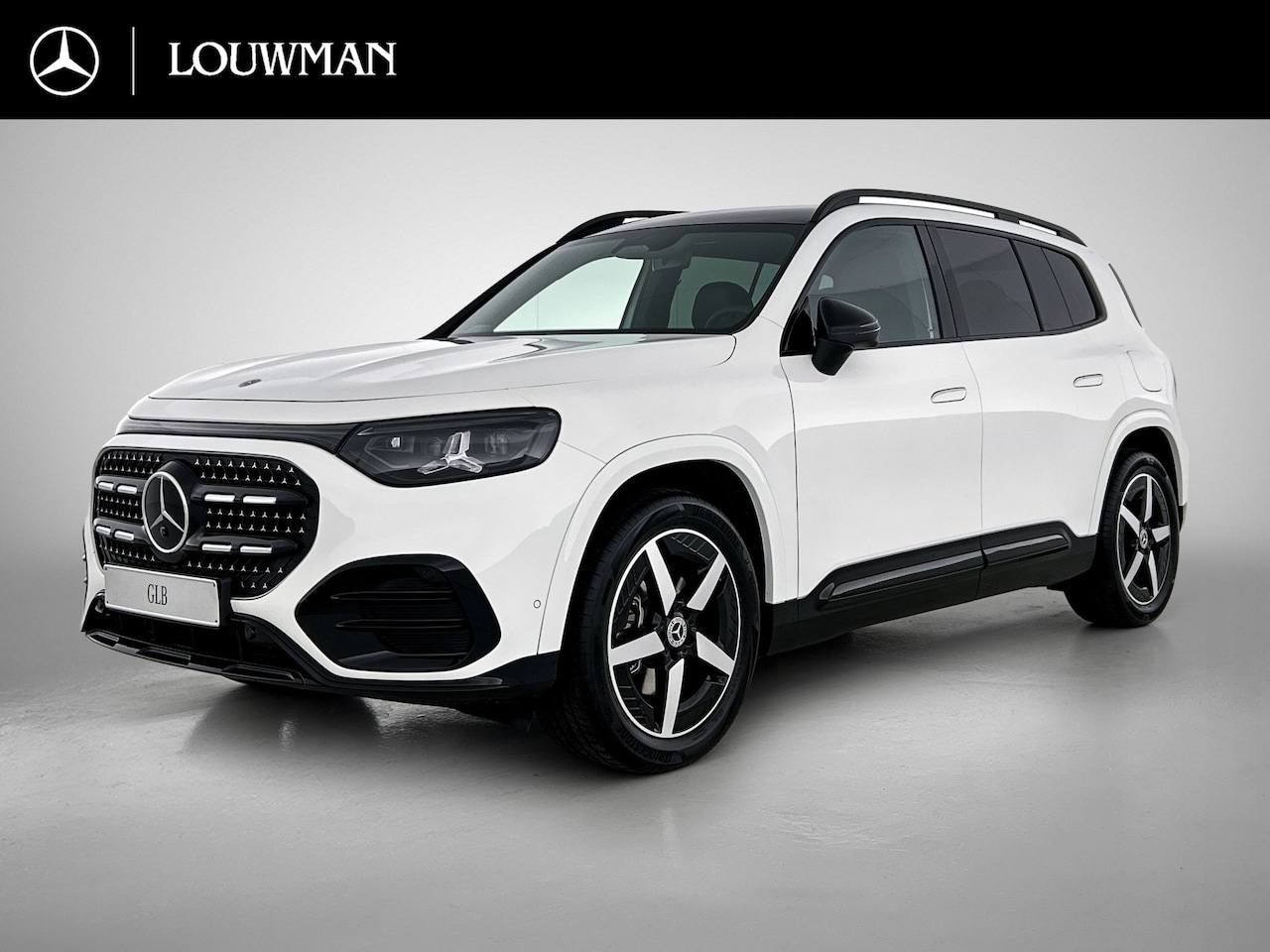 Mercedes-Benz GLB - 200 Business Solution AMG 7p. | Premium plus pakket | Nightpakket | Parkeerpakket | Trekha - AutoWereld.nl