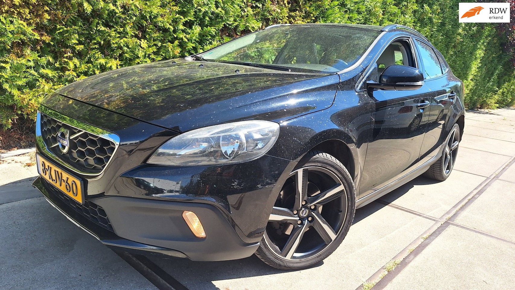 Volvo V40 Cross Country - 1.6 D2 Momentum 1.6 D2 Momentum - AutoWereld.nl