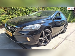 Volvo V40 Cross Country - 1.6 D2 Momentum