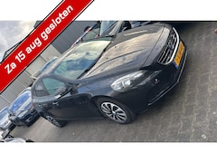 Volvo V40 - 2.0 D4 2014 Diesel Zwart Motorschade Export