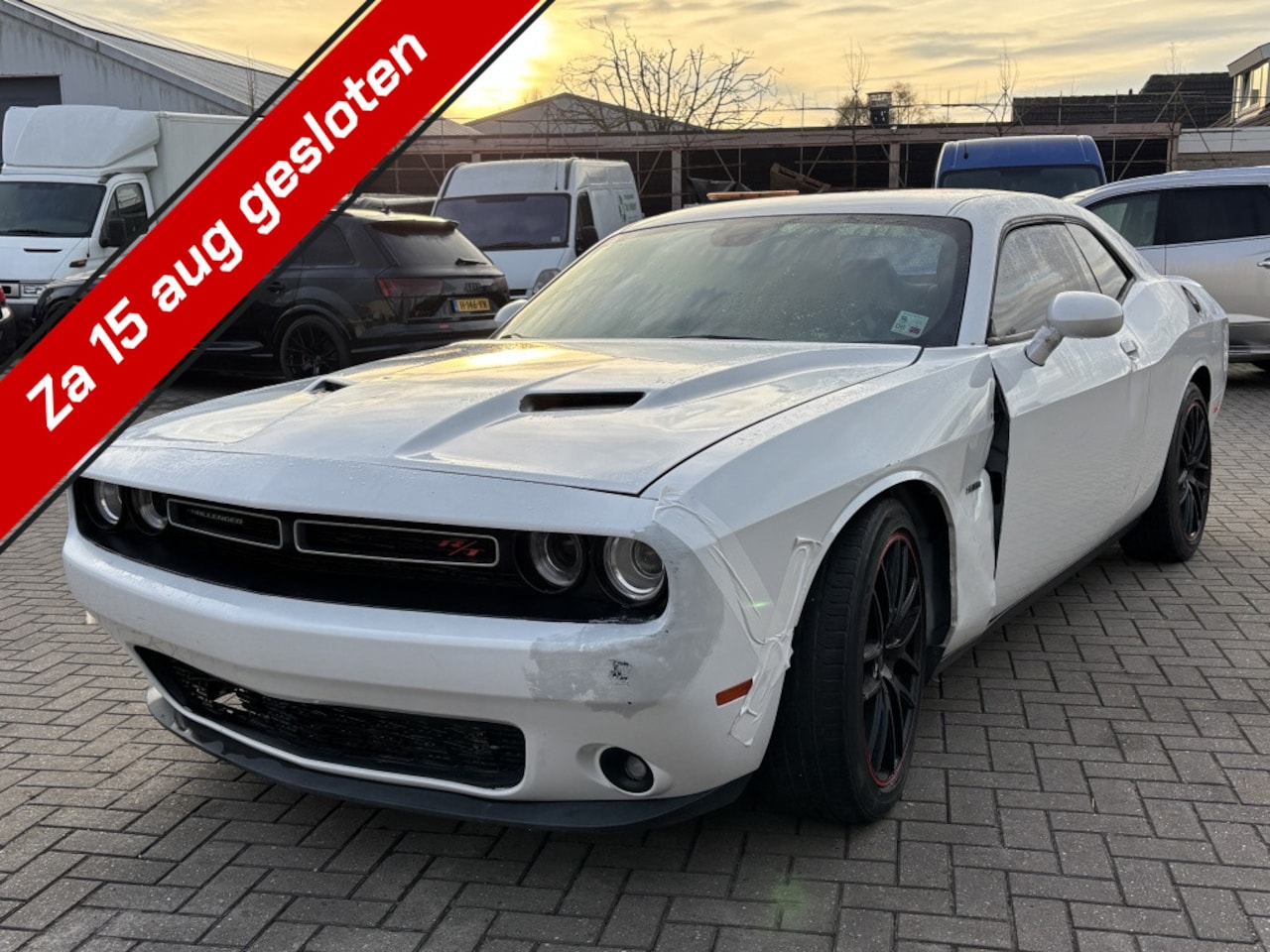 Dodge Challenger - 5.7 V8 Hemi 2016 LEES BESCHRIJVING - AutoWereld.nl