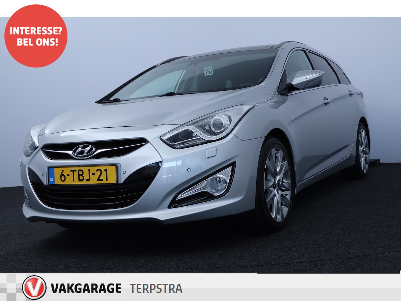 Hyundai i40 Wagon - 2.0 GDI i-Catcher/ Pano-Dak!/ Trekhaak/ Camera/ Bi-Xenon/ 18"LMV/ Elek.Stoel/ Stoelverw./ - AutoWereld.nl