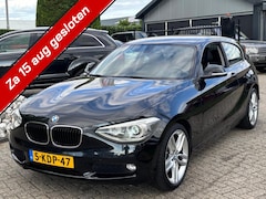 BMW 1-serie - 116i Sport Upgrade Edition 2013 Zwart NL Auto Xenon