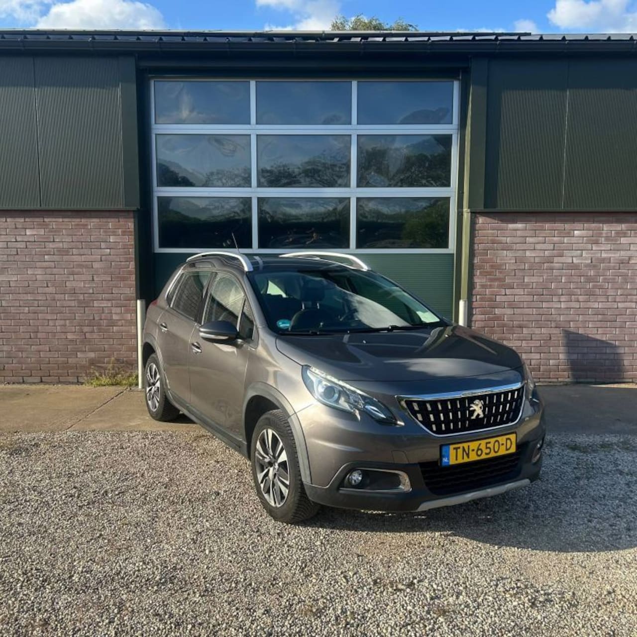 Peugeot 2008 - 1.2 PureTech Allure 1.2 PureTech Allure - AutoWereld.nl