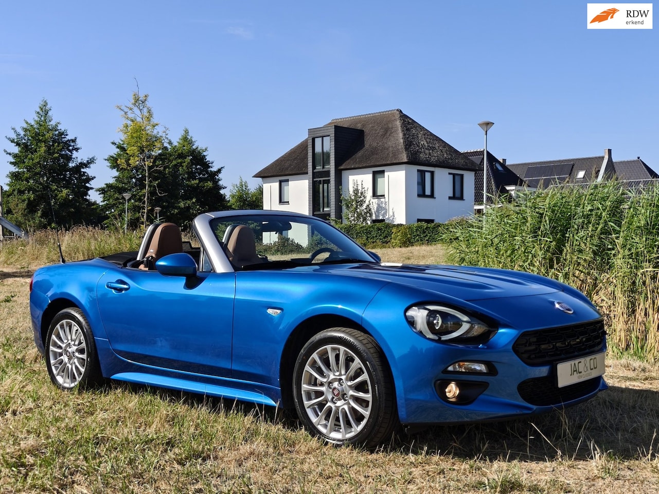 Fiat 124 Spider - 1.4 MultiAir Turbo Lusso 100% Onderhouden - AutoWereld.nl