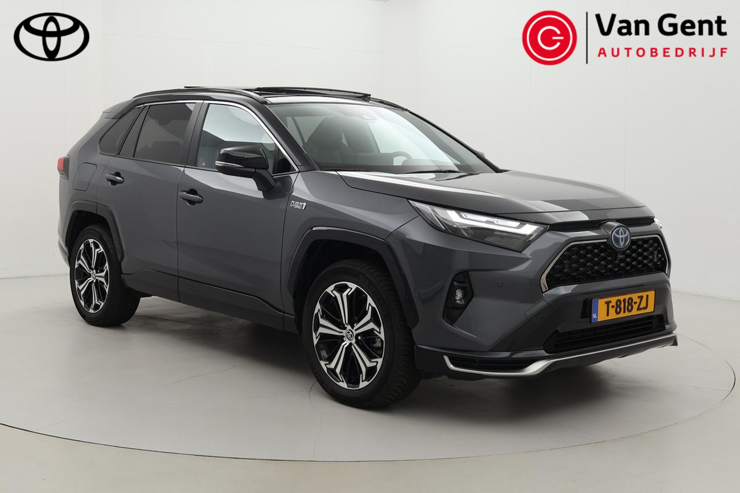 Toyota RAV4 - 2.5 Plug-in Hybrid AWD Bi-Tone Plus | Panoramadak | Trekhaak | Apple Carplay / Android Aut - AutoWereld.nl