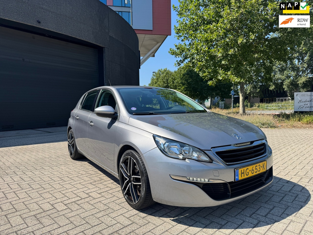 Peugeot 308 - 1.2 PureTech Active 1.2 PureTech Active - AutoWereld.nl
