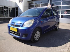 Daihatsu Cuore - 1.0 Airco N.A.P +Apk een Nieuwe Koppeling en Koude Airco