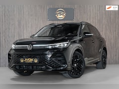 Volkswagen Tiguan - 1.5 eTSI DSG R-Line Pano IQ Camera Black Edition