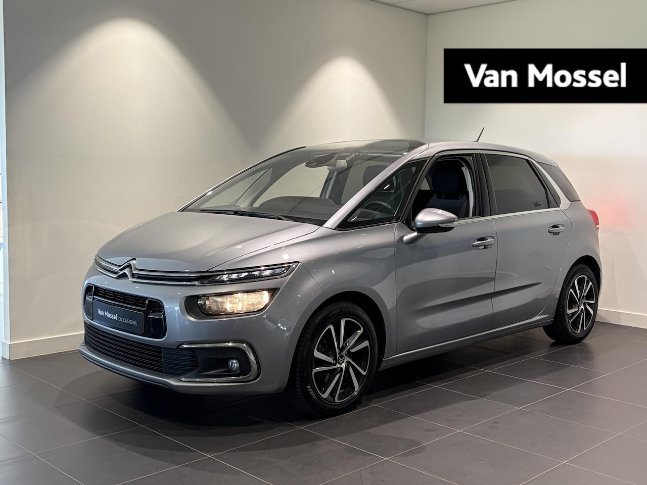 Citroën C4 SpaceTourer - Feel | Trekhaak | Camera | Climate control - AutoWereld.nl