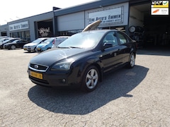 Ford Focus - 1.6-16V First Edition|Airco|Sedan|LM-Velgen|2e Eigenaar|Trekhaak