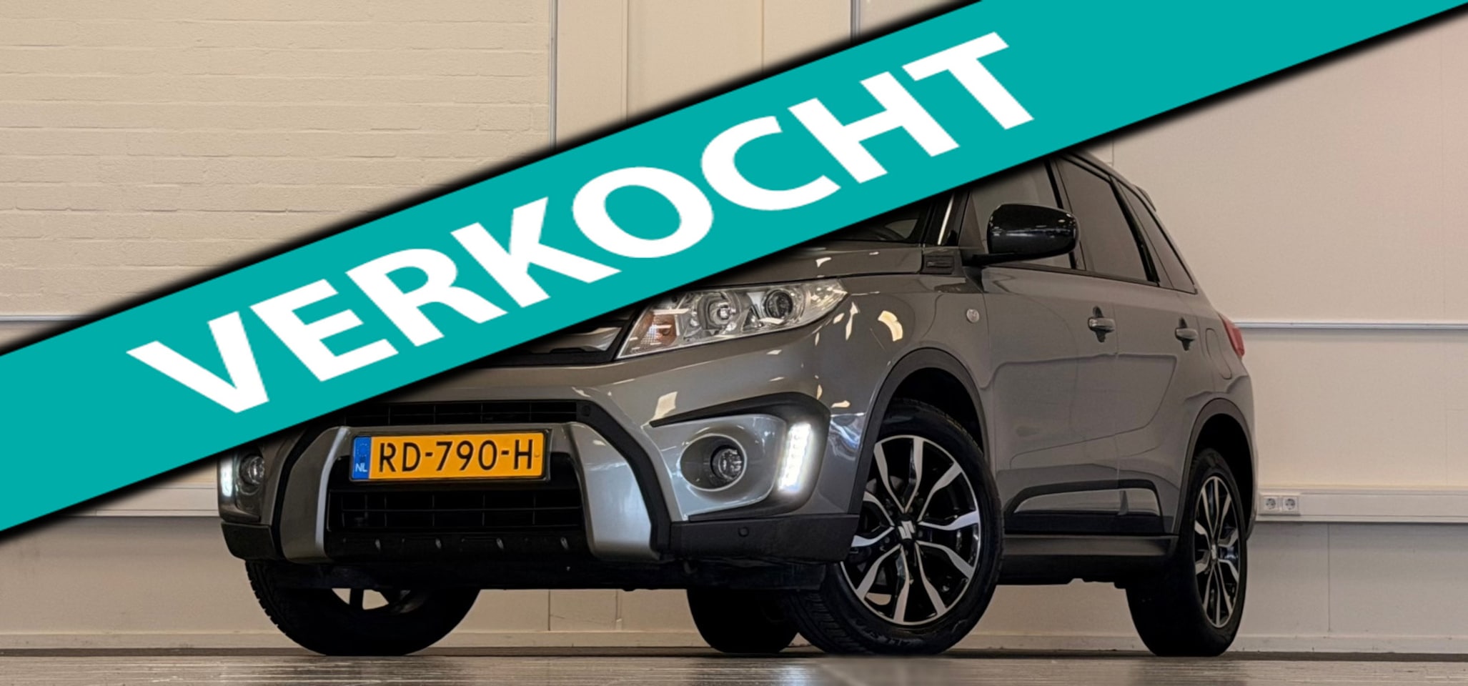 Suzuki Vitara - 1.6i Rhino Automaat Camera Navi Trekhaak Mooi! - AutoWereld.nl