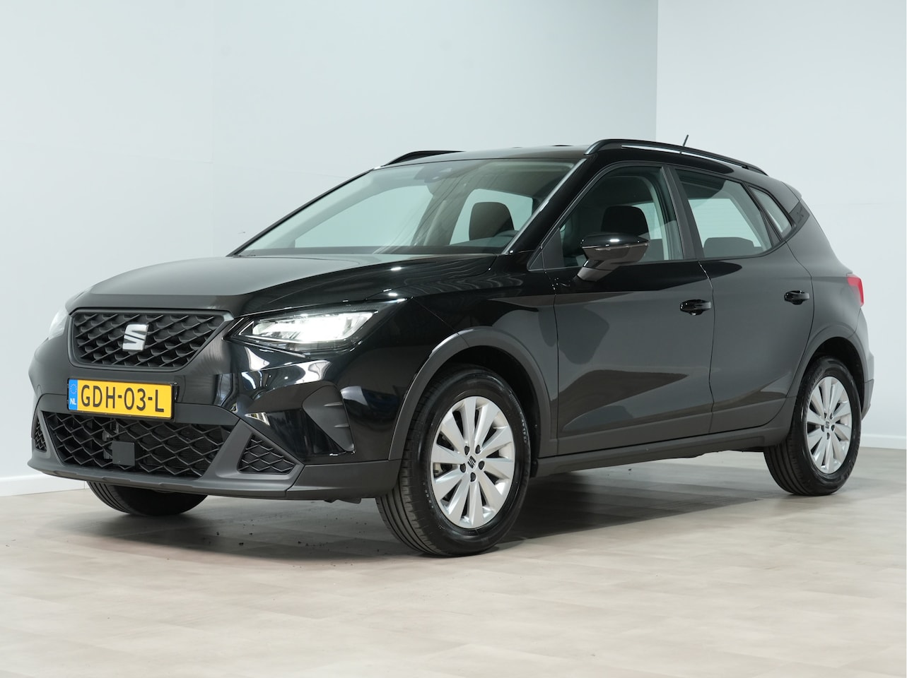 SEAT Arona - 1.0 EcoTSI Reference Airco Metallic lak Parkeersensor 199 - AutoWereld.nl