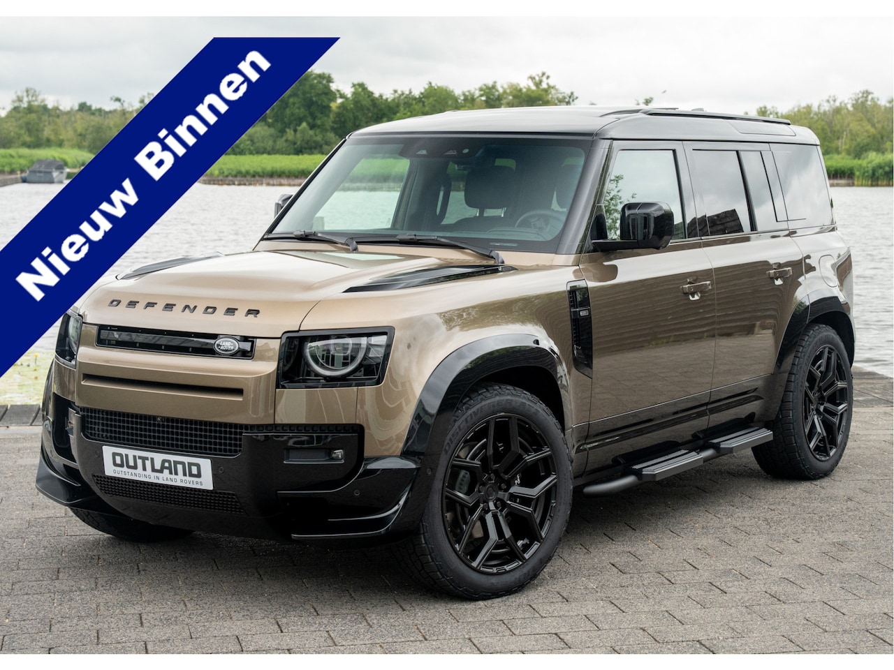 Land Rover Defender 110 - P300e 110 X-Dynamic HSE | Outland Edition II | Full Options | Koelkast | Gondwana Stone | - AutoWereld.nl