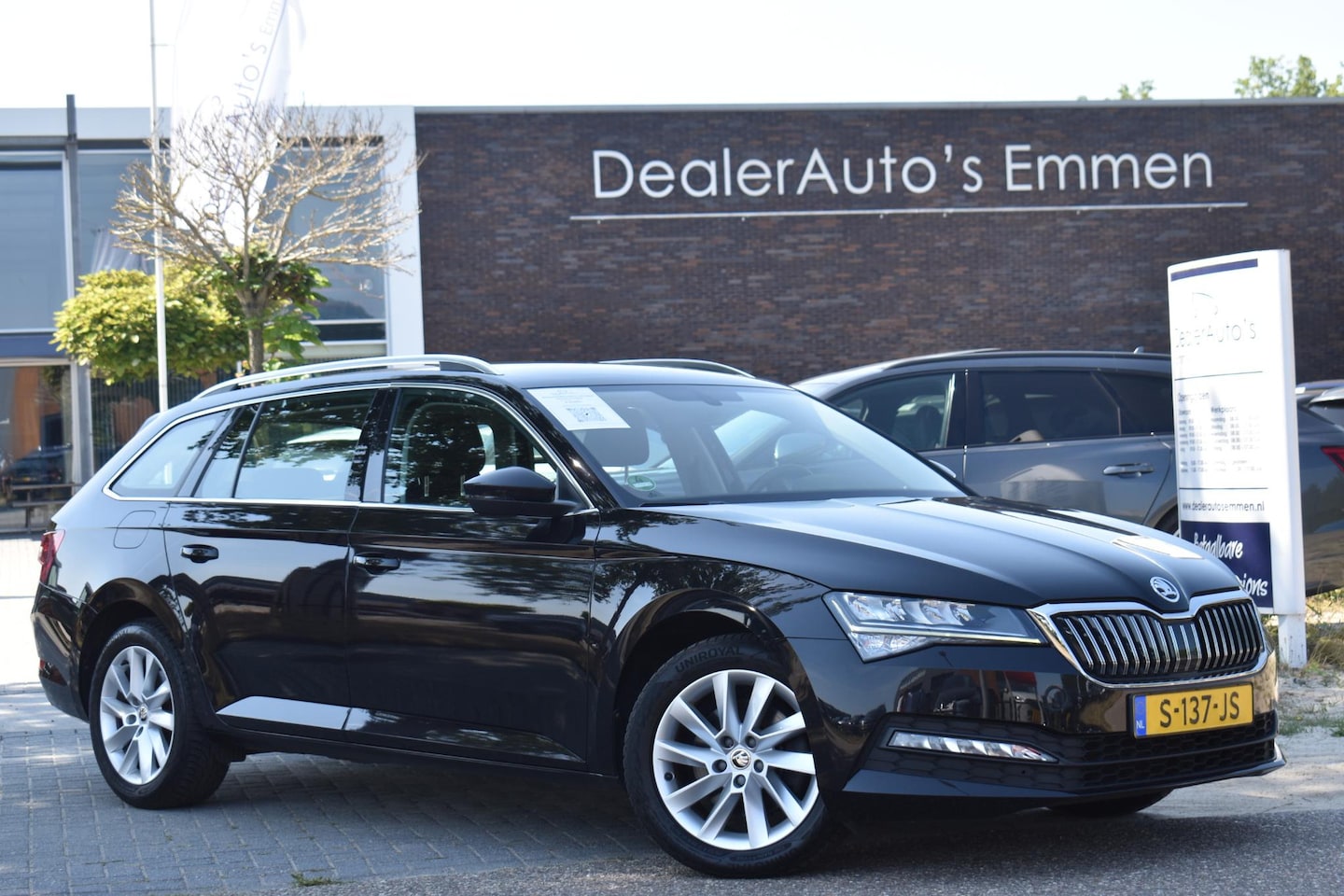 Skoda Superb Combi - 1.5 TSI 150PK ECC LMV NAVI CRUISE - AutoWereld.nl