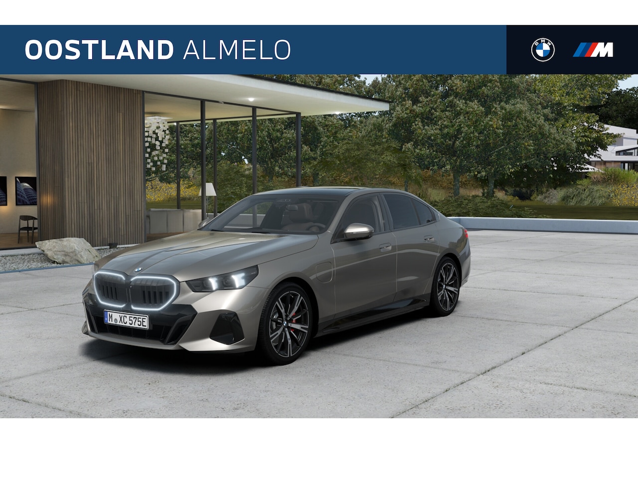 BMW 5-serie - 530e M Sport Automaat / Panoramadak / Trekhaak / Bowers & Wilkins / Comfortstoelen / Adapt - AutoWereld.nl