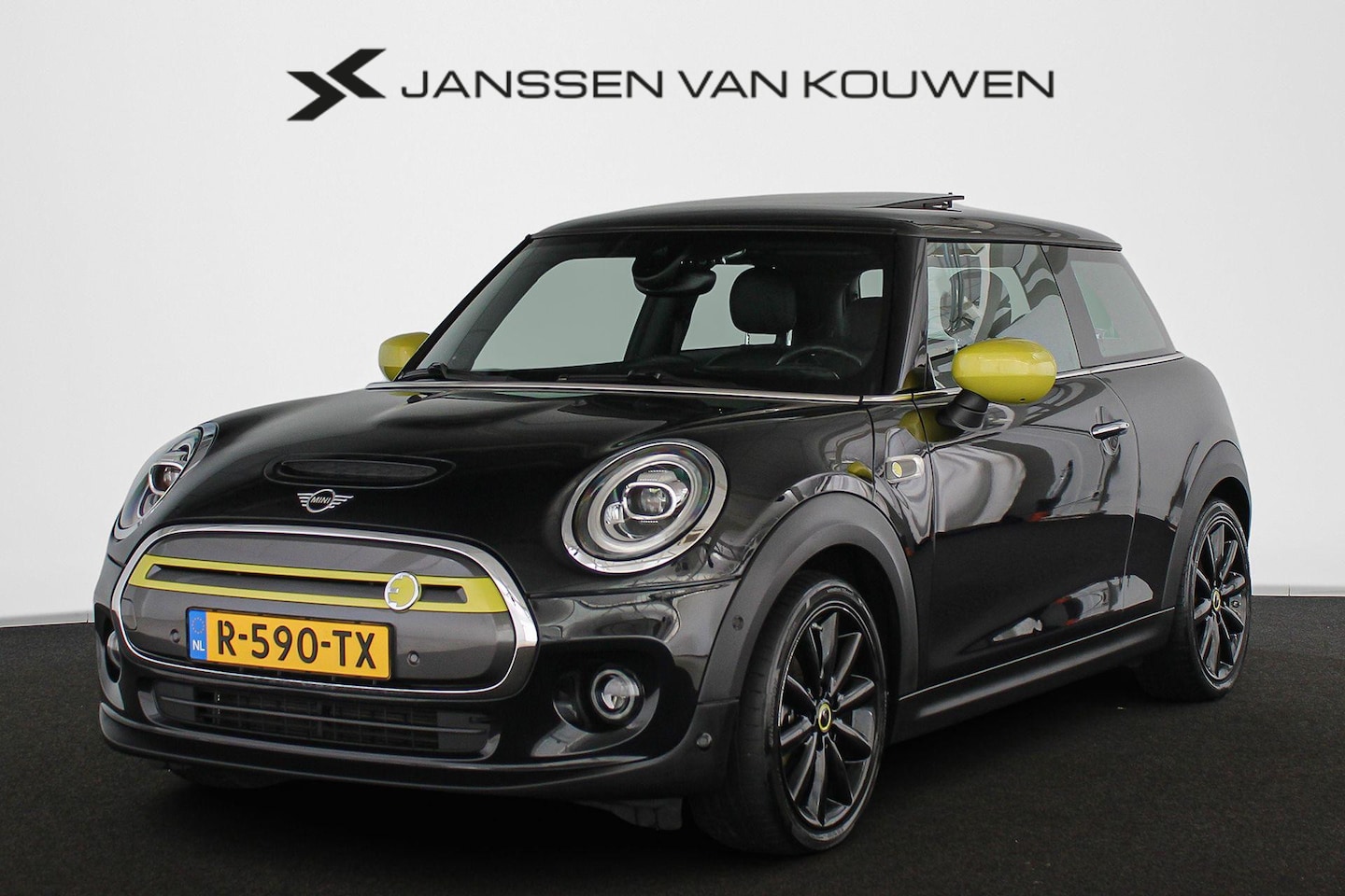 MINI Electric - Yours 33 kWh Pano Stoelverwarming Keyless Head-Up Harman Kardon - AutoWereld.nl