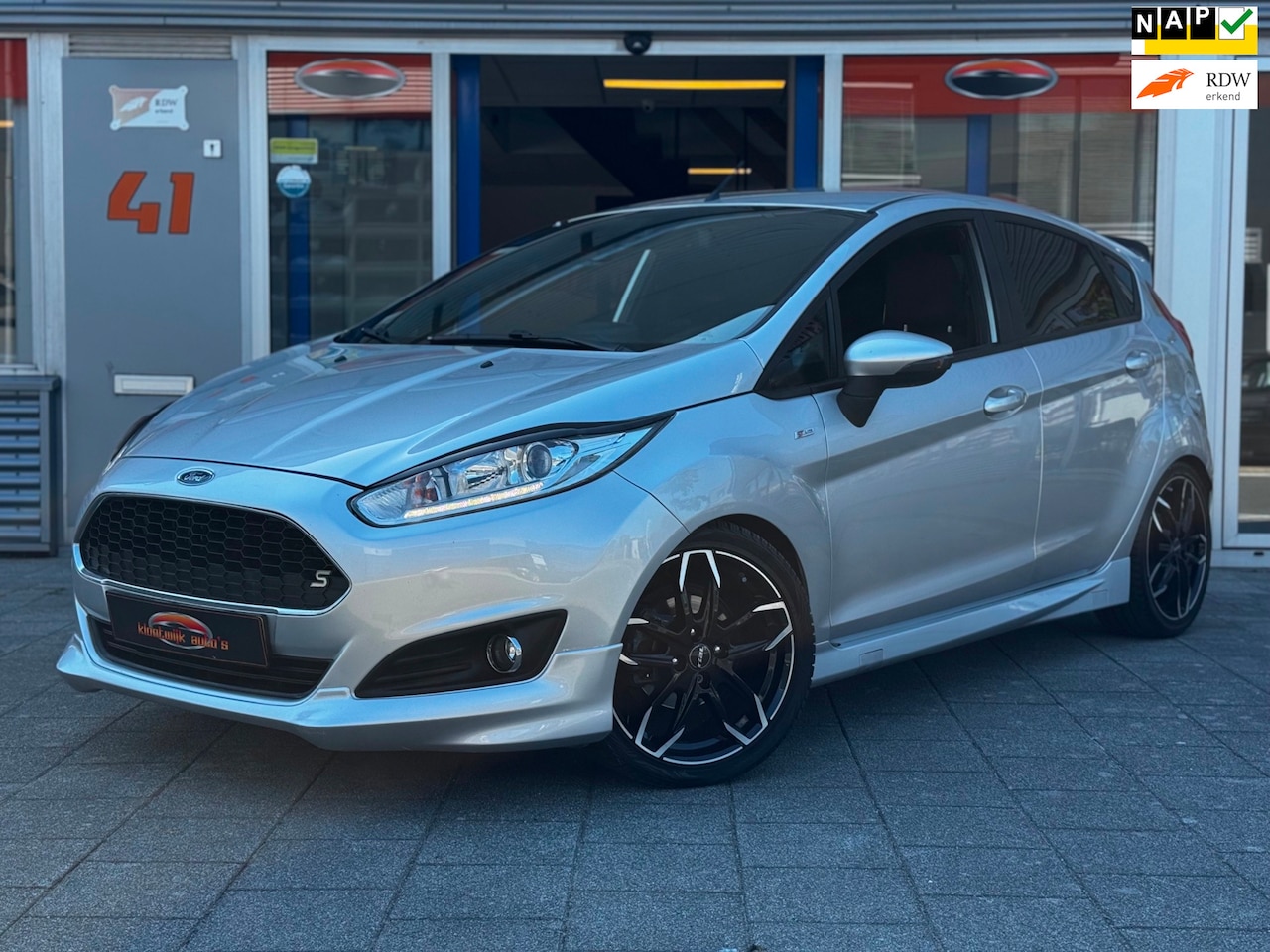 Ford Fiesta - 1.0 EcoB. ST Line Navigatie Cruise 5-Deurs NL-Geleverd - AutoWereld.nl