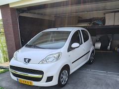 Peugeot 107 - 1.0-12V XS