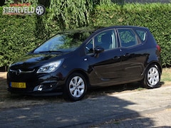 Opel Meriva - 1.4 Design Edition met Navi en Trekhaak