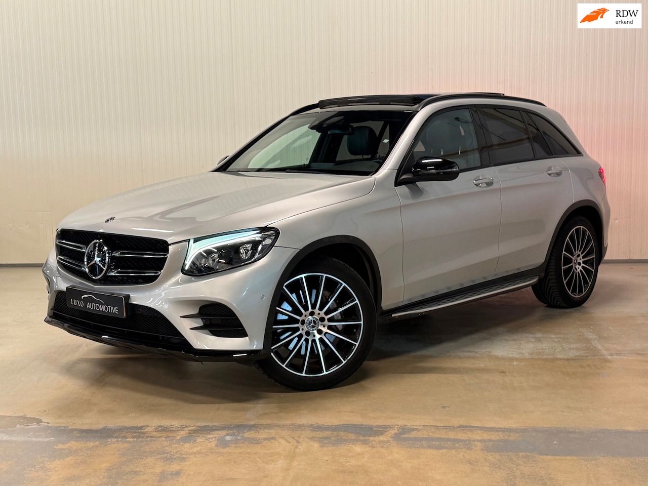 Mercedes-Benz GLC-klasse - 300 4MATIC | AMG/NIGHT | PANO | CAMERA | LED - AutoWereld.nl