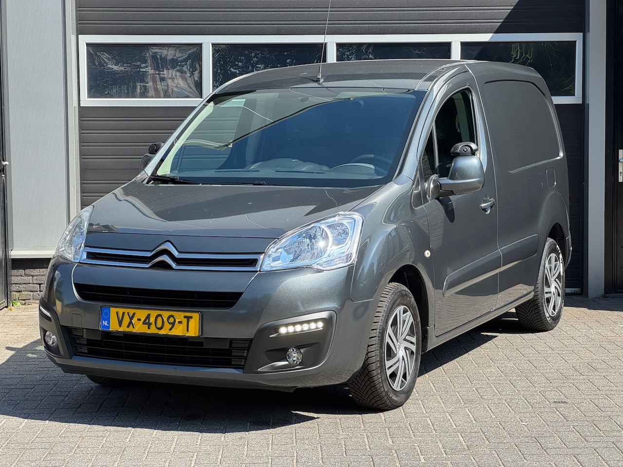 Citroën Berlingo - 1.6 BlueHDI 100 Club S&S Airco, Cruise, PDC, NAP - AutoWereld.nl